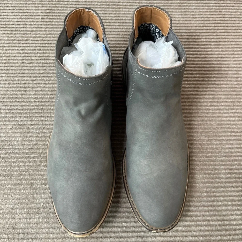 Madden M-GREGRY Mens Grey Chelsea Boots Size 10 Matte Ankle Boot Red Pull Tab